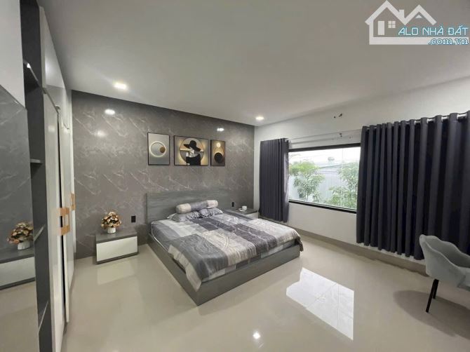 N HÀ 2 TẦNG HIỆN ĐẠI, SANG TRỌNG - DIỆN TÍCH 8x13m - SÂN Ô TÔ Hẻm 473 y moan - 4