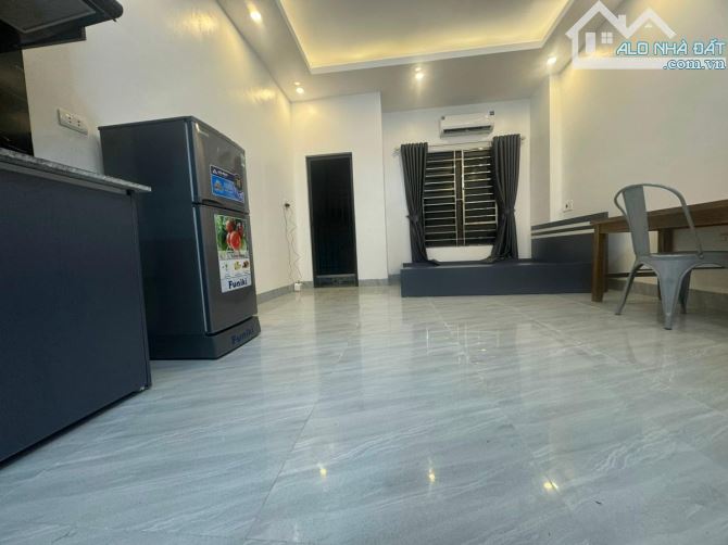 NGÕ 8 LÊ QUANG ĐẠO, CẠNH SVĐ, TÒA CĂN HỘ 7 TẦNG THU 60 Tr, 30m RA OTO, 60m MT 8.5m 12.5 Tỷ - 4