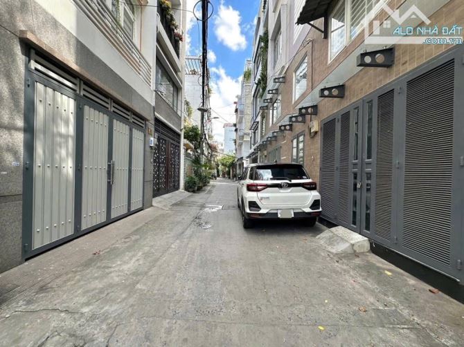 Chính Chủ Hẻm Xe Hơi ,DT 43M2 Ngang 4,3M -  Hồ Biểu Chánh - PN - 4