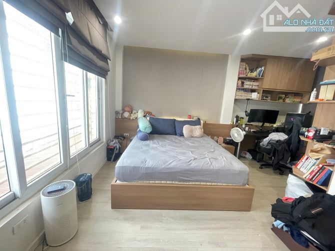 HIẾM!! Bán nhà Kim Mã 35m2, ngõ đẹp, nhà đẹp ở luôn, full NT, dân xây chắc chắn, 2 mặt ngõ - 4