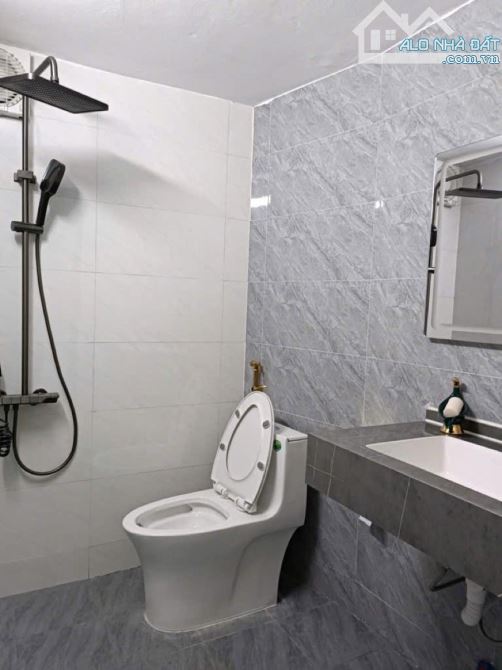 HOT, Chỉ 7.8 Tỷ , 49.5 m2, nhà đẹp Hoàng Mai, Sổ đỏ cất két - 4