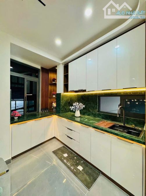 Tài chính 3 tỷ 200 triệu Mua ngay nhà Lý Chính Thắng, Quận 3, 50 m2, có HĐ thuê, SHR - 4