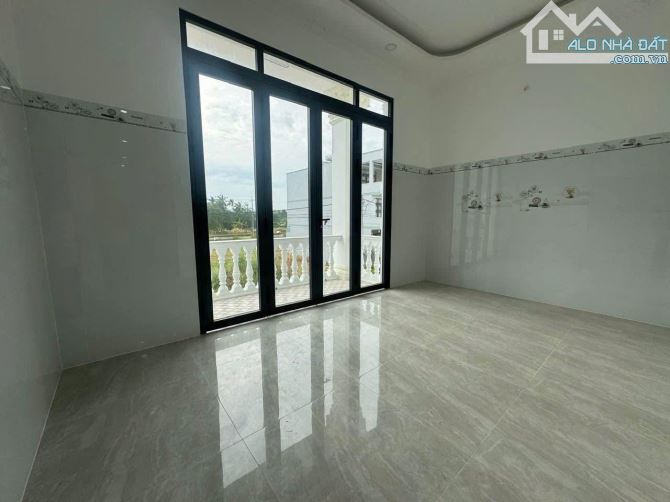 Gấp. chủ nhà nợ dí tới chân. bán gấp căn 82m2 660tr ở Phước Hiệp Hóc Môn - 4