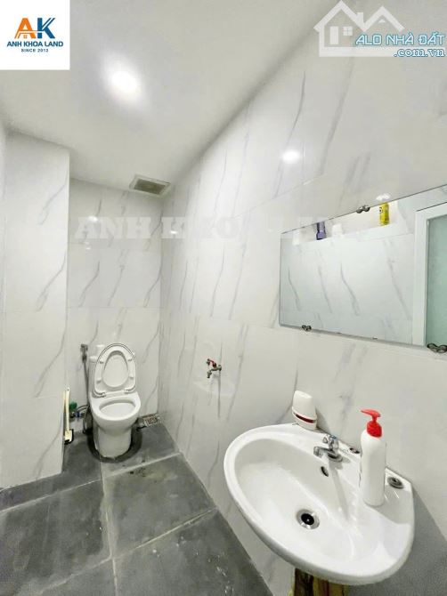 BÁN NHÀ MẶT TIỀN 1 TRỆT 3 LẦU - ĐƯỜNG SỐ 11 - PHƯỜNG TRƯỜNG THỌ - 104.6m2, THU NHẬP 30TR - 4