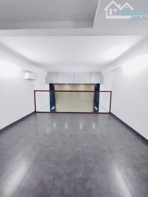 Bán nhà Phố Khương Trung, Thanh Xuân, 45m2x8T, giá 15 tỷ, oto vào nhà, thang máy - 4