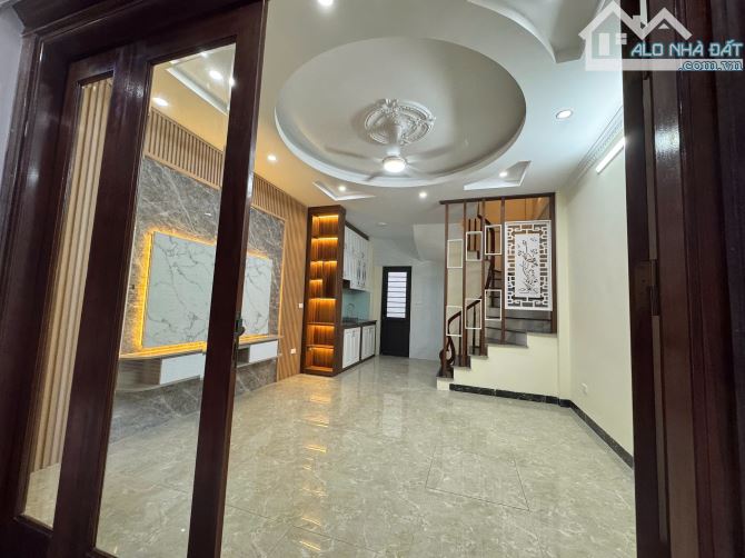 Bán nhà  Văn Quán Ô tô tránh gần phân lô cán bộ DT38m2 Giá nhỉnh 7tỷ, - 4