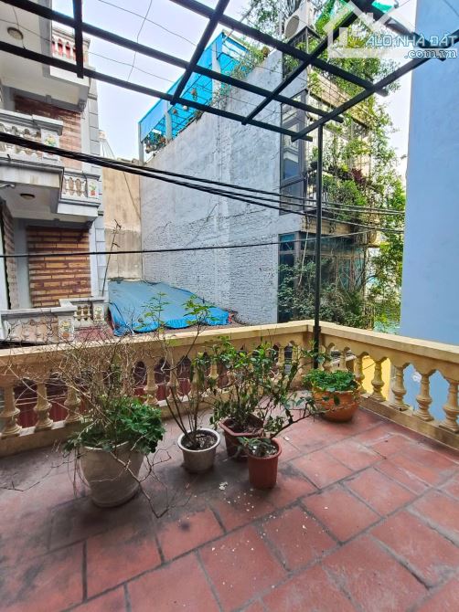 NHÀ ĐẸP DÂN XÂY, Ô TÔ VÀO, 4PN, 4WC, 68M2, 10,5 TỶ TẠI THÚY LĨNH , HOÀNG MAI , HÀ NỘI . - 4