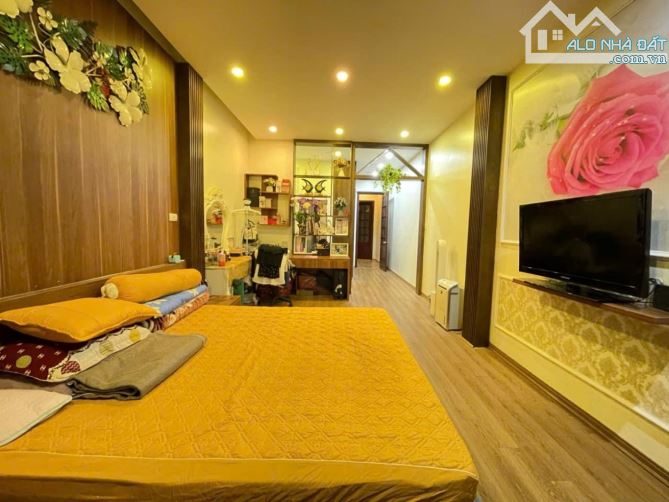 PHÂN LÔ LÃNG YÊN-MẶT NGÕ Ô TÔ TRÁNH-DT 60M - 4