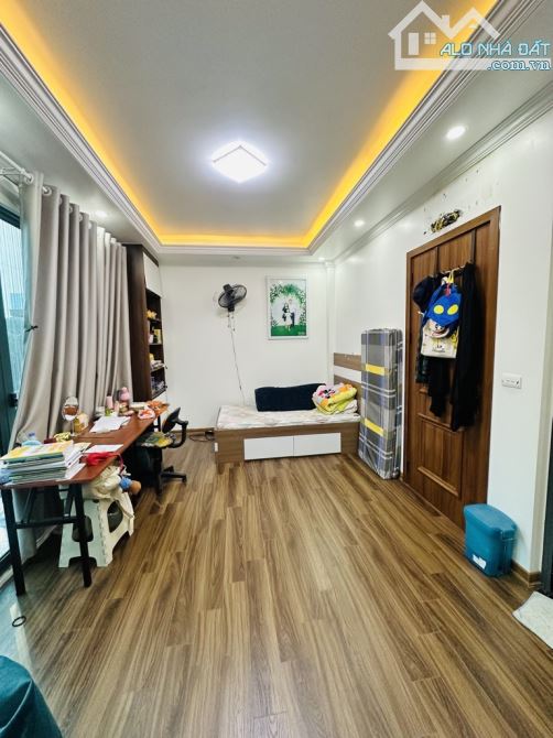 Bán nhà Tân Mai, cực gần phố, gần ô tô, full nội thất, giá hơn 8 tỷ - 4