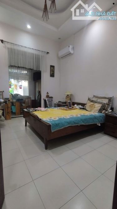 Bán gấp nhà MTKD Lương Văn Can 562m2, ngang 5m, nó hậu 11m, SHR, chỉ 97 triệu/m2. - 4