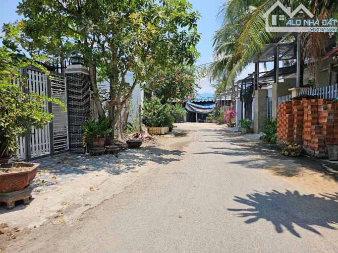 Bán nhà Diên Sơn mặt tiền đường Liên Xã thôn Tây 3 - 4