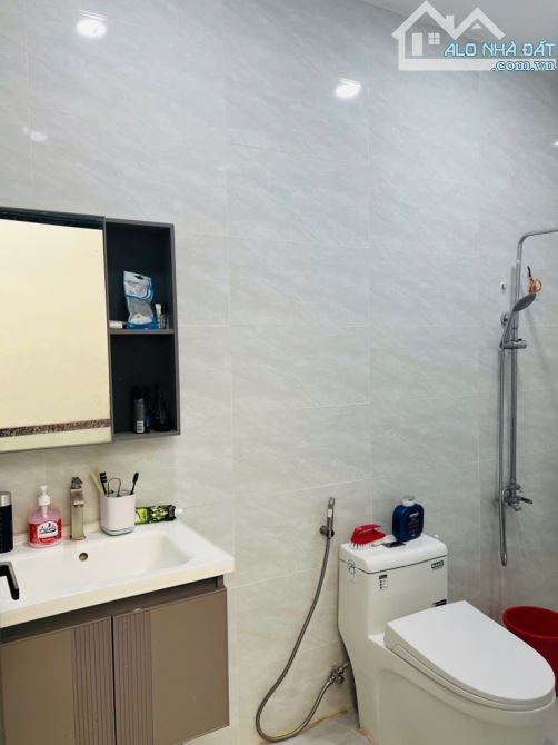 Nhà Mặt Tiền P5 Q8 - Xe Hơi Ngủ Trong Nhà - Nở Hậu Tài Lộc - Giá Tốt Dưới 7 Tỷ - 4