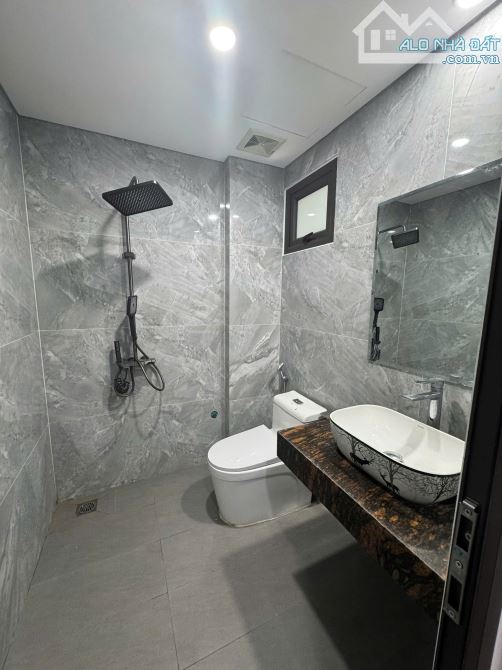 Nhà 40m2 Ngay Cổng Trường Tiểu Học – View Cổ Linh - 4