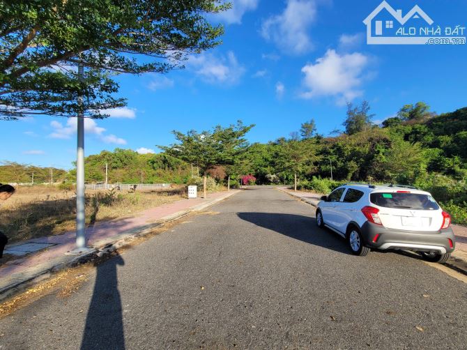 BÁN NHANH LÔ ĐẤT BIỆT THỰ KẾ BÊN DỰ ÁN NGHỈ DƯỠNG SUN GROUP VŨNG TÀU 247M2 FULL THỔ CƯ GIÁ - 4