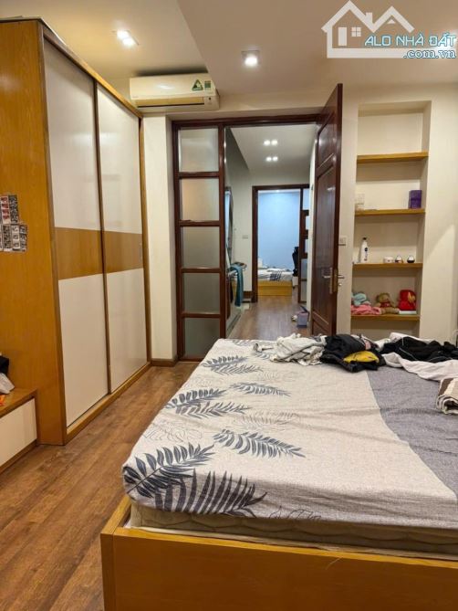 Bán Gấp Nhà Ở KĐT Mễ Trì , Gara ô tô , Kinh Doanh, Vị trí Đắc địa DT 60m, 5 Tầng ,18,6 Tỷ - 4