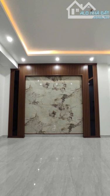🍀🍀Bán nhà 4 tầng cạnh SIÊU THỊ AEON MALL , thiên lôi ,lê chân Giá 3ty860tr 🚗 OTO ĐỖ - 4