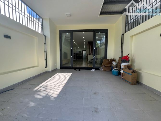 Bán nhà 3 tầng mới xây Khu đô thị Mỹ Gia gói 2, Vĩnh Thái, Nha Trang - 4