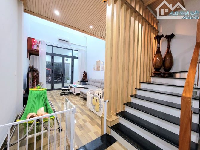 Bán nhà mặt tiền Tân Thắng, khu Celedon Tân Phú,4x20m, 16 tỷ - 4