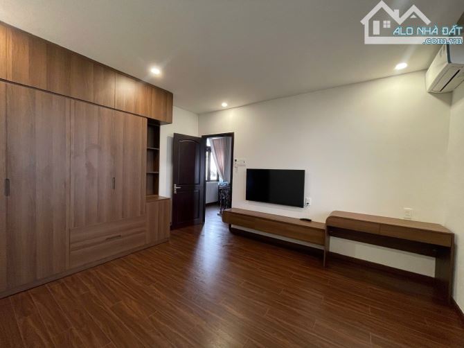 Bán nhà 3 tầng hẻm ô tô vcn phước hải ngang 6m - 4