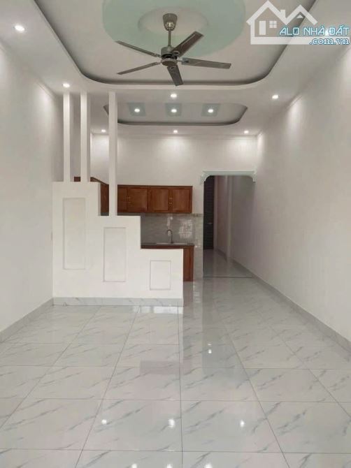 💥Cha mẹ già bán nhà lên ở cùng con cái ngay sau chợ hóc môn ở tân hiệp giá 700Triệu💥 - 4