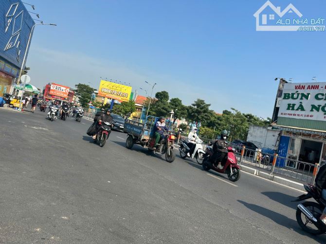 Mặt tiền Kinh Doanh của Phan văn Trị, vị trí năm nagy ngã tư PVT và Nguyễn Oanh Giá 21.4ty - 4