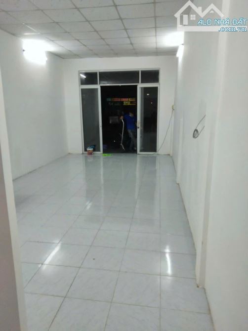 Nhà mặt tiền kinh doanh khu Big C Go, sổ riêng, 2342 Dĩ An Bình Dương - 4