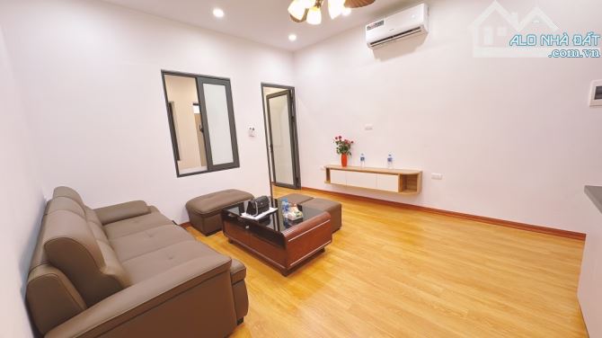 BÁN CĂN HỘ TẬP THỂ THÁI THỊNH, ĐỐNG ĐA. DT 58m2 x 2PN, NHÀ ĐẸP Ở NGAY, SĐCC - 4