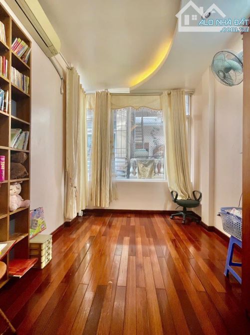 Bán Nhà Đội Cấn 25M x 4T Giá 5,5 Tỷ. Ô tô, 30m ra phố, ngõ thông - 4