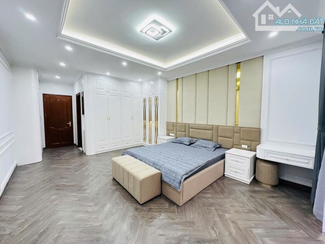 🏠 BÁN GẤP NHÀ XUÂN LA 45M2 - NGÕ Ô TÔ 2 MẶT - GIÁ CHỈ 11 TỶ - 4