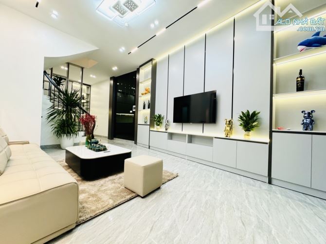 Bán nhà Lạc Long Quân, Tây Hồ gần 30m2 4T ngõ thông chỉ 70m ra đến phố giá 5.9 tỷ - 4