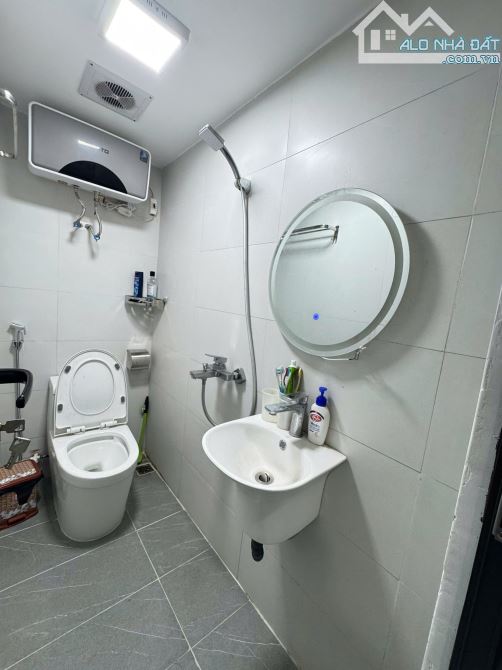 Cần bán gấp căn tập thể tại Vĩnh Hồ 55m2 x 2 ngủ x 2 mặt thoáng full nội thất về ở luôn! - 4