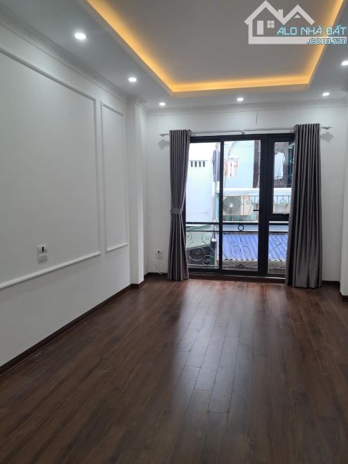 Bán nhà Láng Hạ. Xây mới 30m2/5 tầng giá nhỉnh 7 tỷ - 4