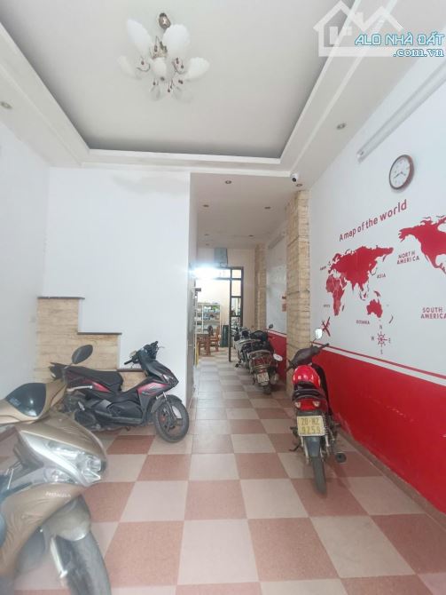 BÁN NHÀ MẶT PHỐ NGUYỄN KHẢ TRẠC-60m2-MT5m-5 TẦNG- GIÁ 22,3 TỶ - 4