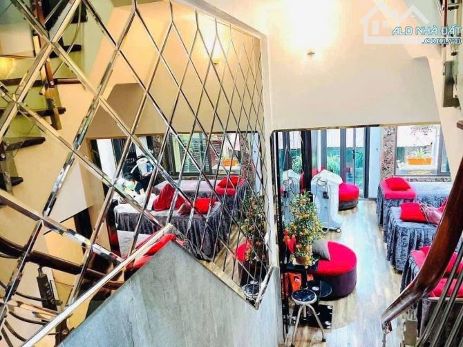 ⸻  BÁN NHÀ PHÂN LÔ NGUYÊN CHÍ THANH – 5 TẦNG MỚI – KINH DOANH ĐỈNH – GIÁ 18 TỶ - 4