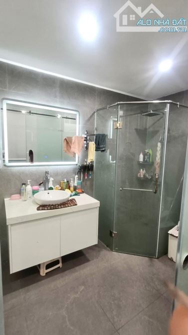 MẶT NGÕ CHÙA LÁNG - 20M RA MẶT PHỐ - ÔTÔ ĐỖ CỬA - 7 TẦNG THANG MÁY - GIÁ 23 TỶ - 4