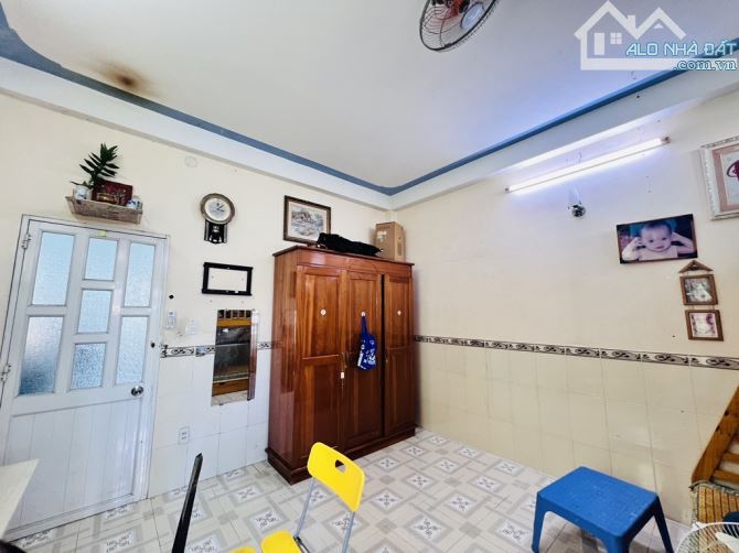 SIÊU PHẢM MẶT TIỀN KINH DOANH SẦM UẤT QUẬN TÂN BÌNH - 3 TẦNG, HƠN 163M2, NGANG GẦN 6M. - 4