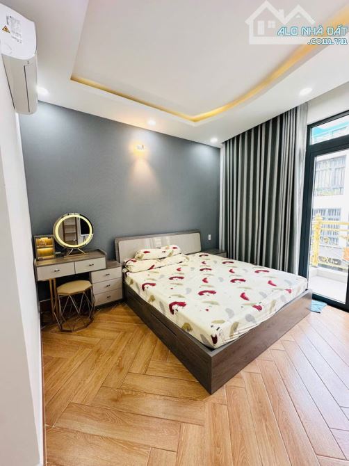 Bán Nhà Thạnh Xuân Q12 3 Tầng 4 PN Chỉ Hơn 6 Tỷ - 4
