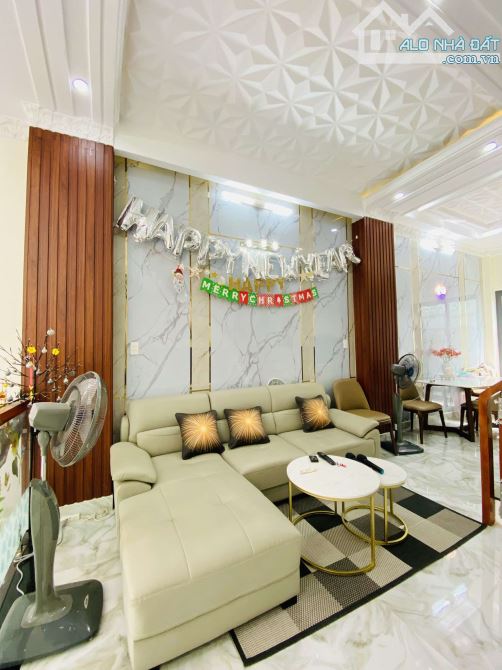Bán nhà đẹp Đào Tông Nguyên Nhà Bè 4 tầng full nội thăt chỉ 6.2 tỷ - 4