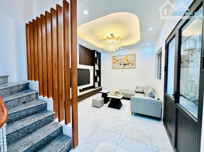 NHÀ 3 TẦNG ÂU CƠ – 46M² – NGÕ THÔNG – 3 NGỦ – GẦN Ô TÔ TRÁNH – DÂN TRÍ CAO – GIÁ 3.65 TỶ - 4