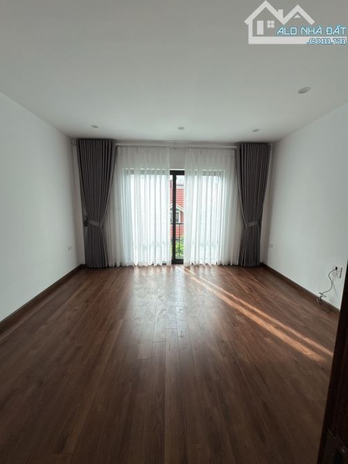 👉👉 BÁN NHÀ NGÕ 190 THANH AM - THOÁNG MÁT - AN NINH TỐT - 30M2 - NHỈNH HƠN 5 TỶ 💥💥💥 - 4
