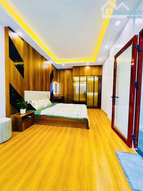Bán nhà Ngọc Hà - sát Bảo Tàng - gần phố ,ngõ rộng 30m -  hơn 6 tỷ - 4