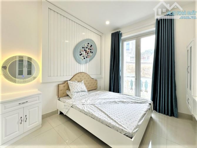 13 TỶ TL - NHÀ 5 TẦNG QUẬN NHẤT - HẺM XE 7C SÁT MẶT TIỀN ĐƯỜNG - THIẾT KẾ TÂN CỔ ĐIỂN - 4