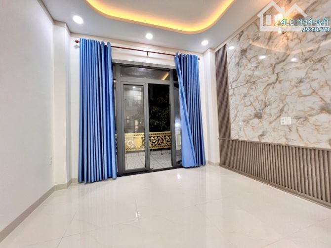 Bán nhà ĐẸP 1 Trệt 2 Lầu Dĩ An,đường nhựa 10m, full nội thất,gần TTYT - 4