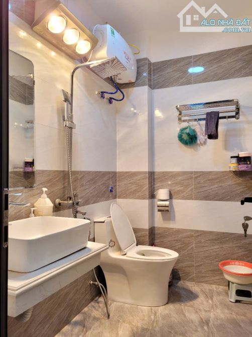 Bán Nhà 3.5 tầng móng khoan nhồi Đồng Hòa Kiến An Hải Phòng oto 4 chỗ vào nhà giá 3.45 tỷ - 5