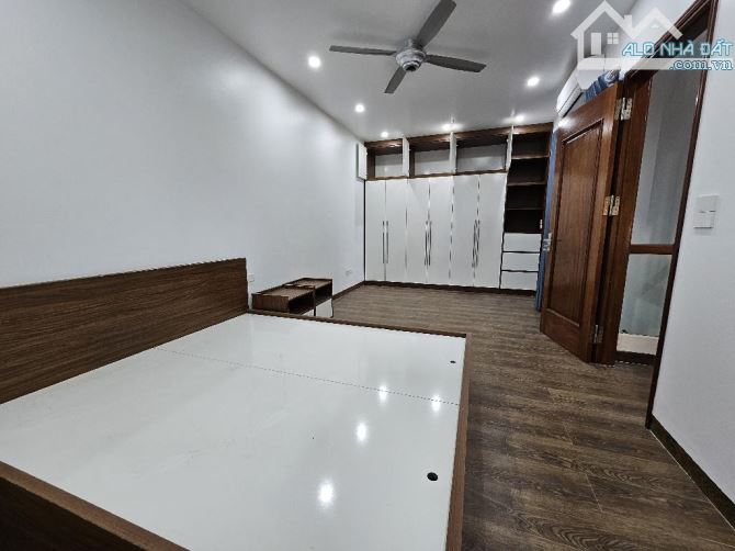 Bán nhà Lý Sơn, DT 104m2 x MT rộng x 5 tầng x thang máy, gara ô tô, vừa ở vừa làm VP.. - 5