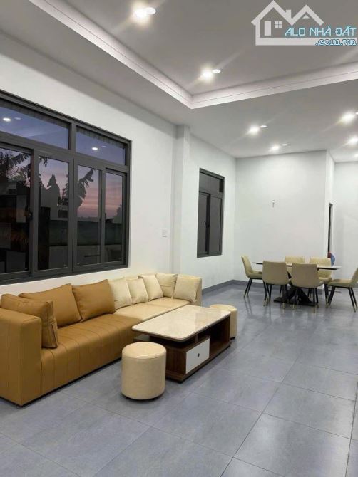 💥💥Bán nhà MT Trần Quý Cáp - khu đấu giá công an  👉 vị trí đẹp, thuận tiện kinh doanh ho - 5