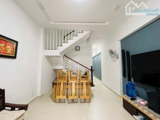 E cần chuyển nhượng lại khu nhà như hình quý khách hàng có nhu cầu liên hệ e thành - 5