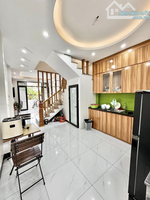 Nhà 4T*41m, 5p ngủ rộng, ô tô đỗ, 300m ra QL6, sát chợ, Trường, ngay cuối Phú Lãm - 5