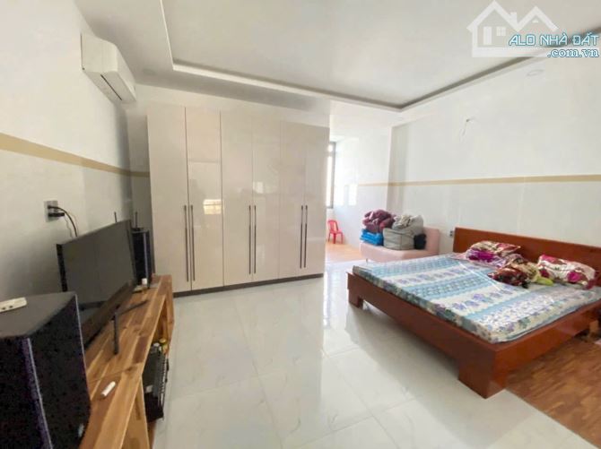 Bán nhà 1 trệt 3 lầu sổ riêng thổ cư p. Tân Tiến - 5