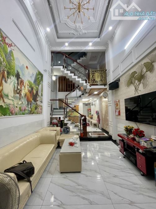 KHU VIP 1/ LÊ VĂN QUỚI  BÌNH TÂN - 76M2 - 4PN. 4 TẦNG - CHỈ 7. TỶ XÍU - 5